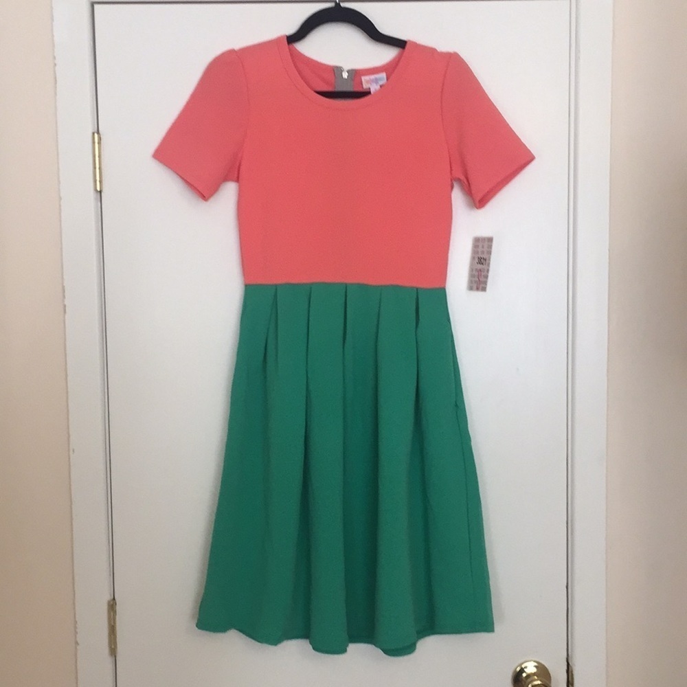 S LuLaRoe Amelia Dress C06 1933